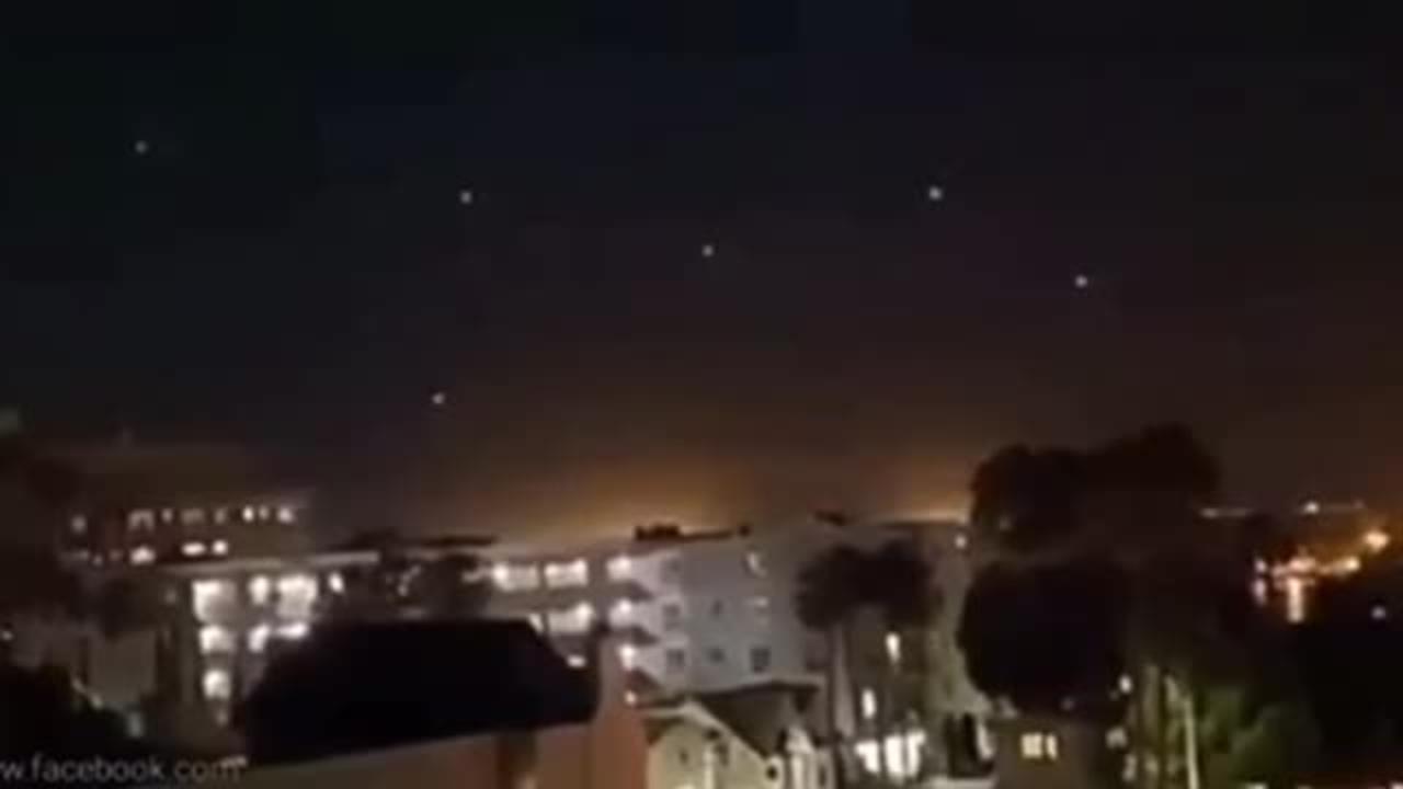 UFO CHARIOTS OF GOD ANGELS SPOTTED OVER LONG BEACH CALIFORNIA🕎Matthew 24;3-57 “SIGNS OF THY COMING”