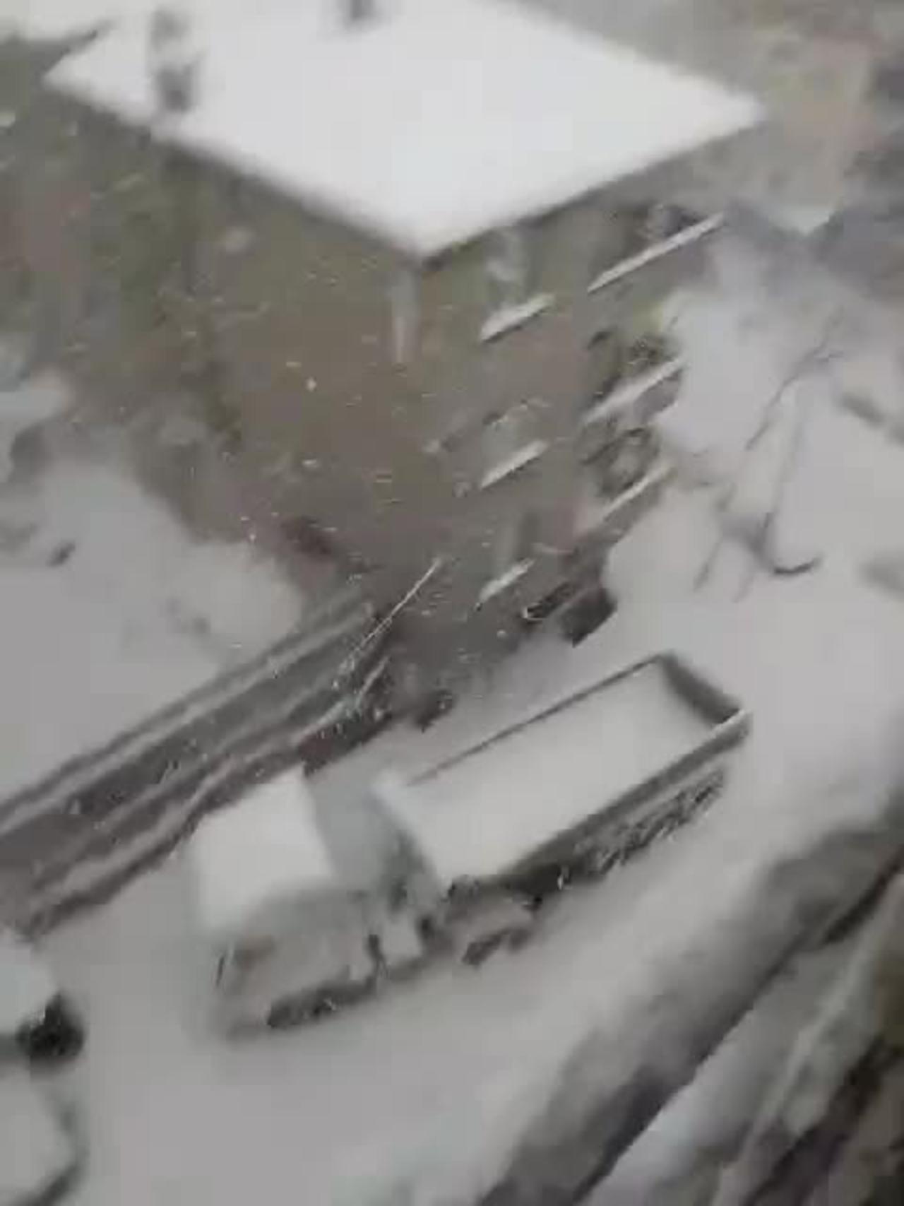 Is snow falling like this normal?