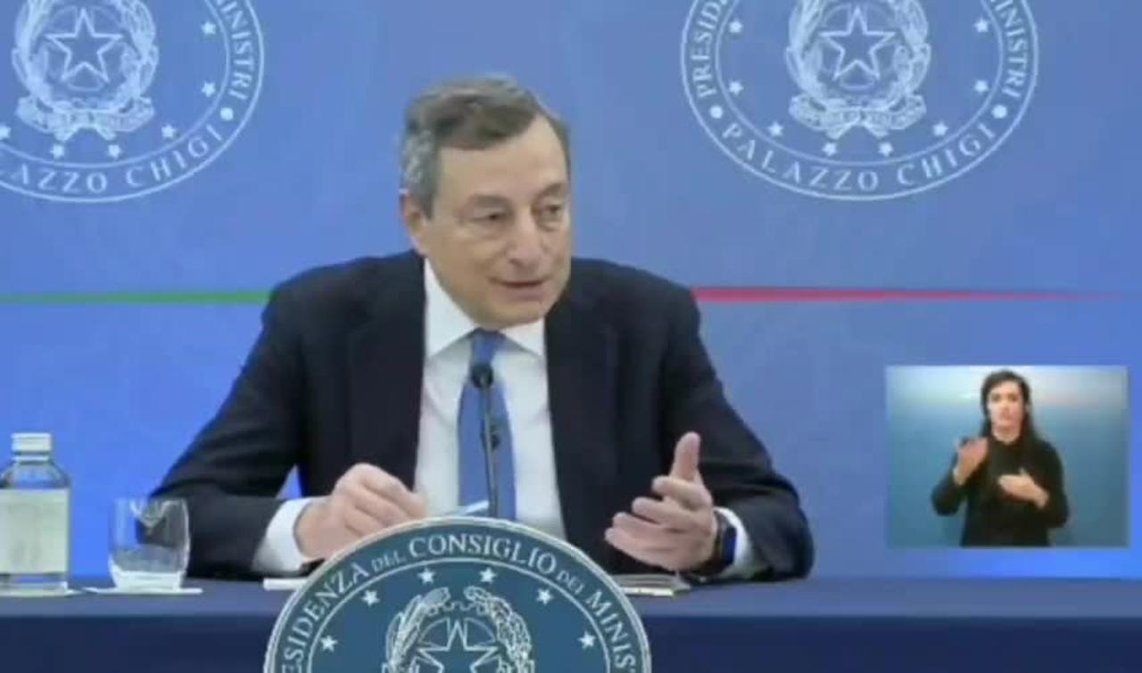 Mario Draghi: "The unvaccinated are not part of our society."