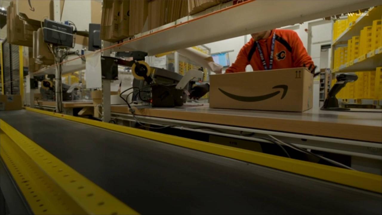 Amazon Workers on Staten Island Vote To Unionize