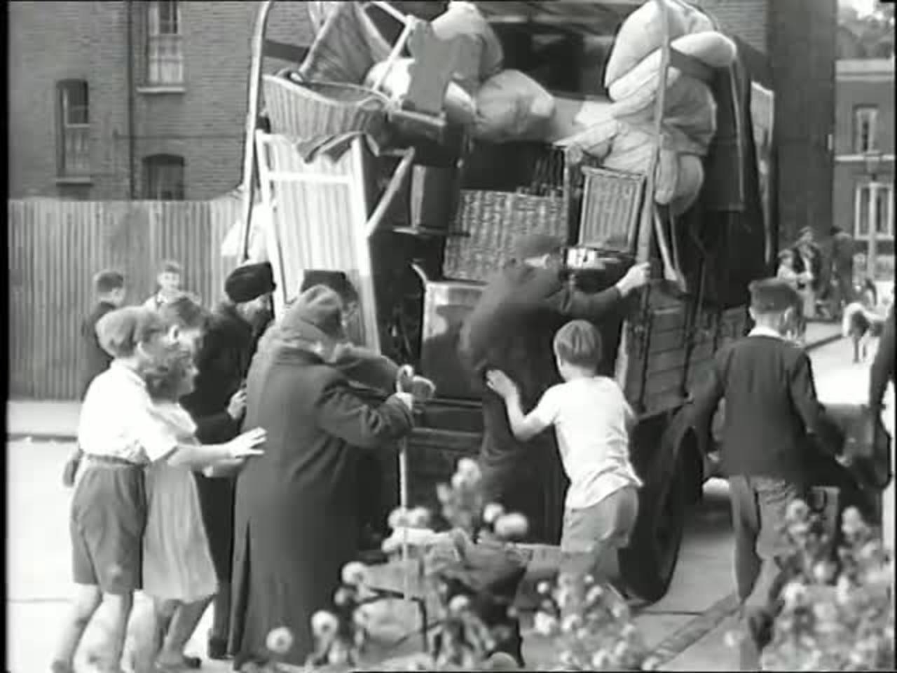 Adventure in the Hopfields ... 1954 British children's film trailer