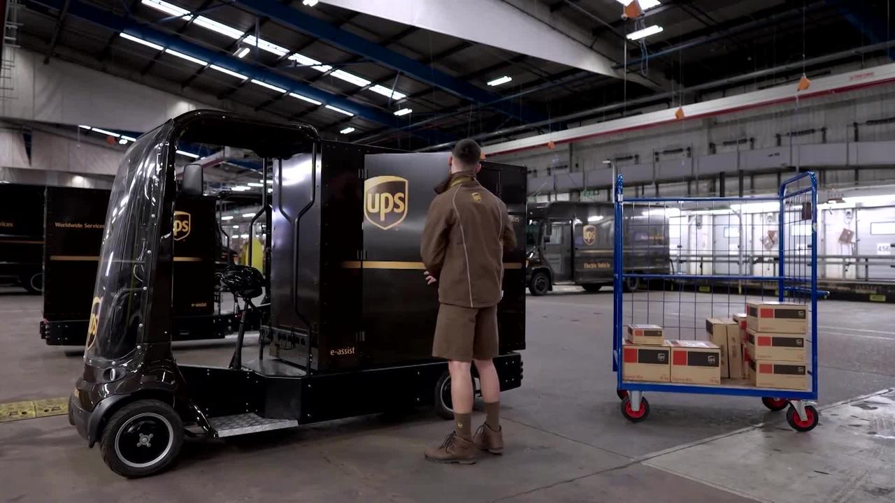 UPS tries out electric bikes for urban deliveries