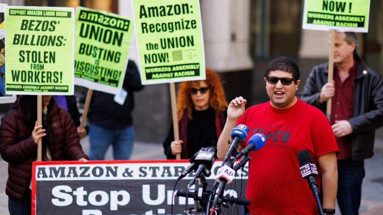 Amazon Workers In New York City Vote To Unionize