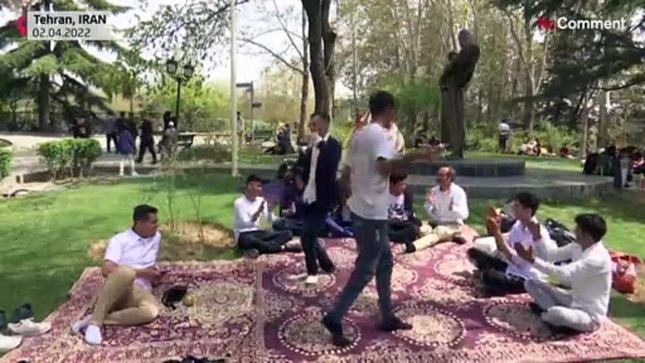 Iranians flock to parks to celebrate nature day