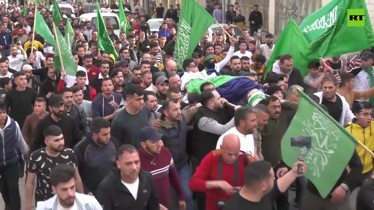 Crowds gather for funeral of protester killed in clashes with Israeli forces in Hebron