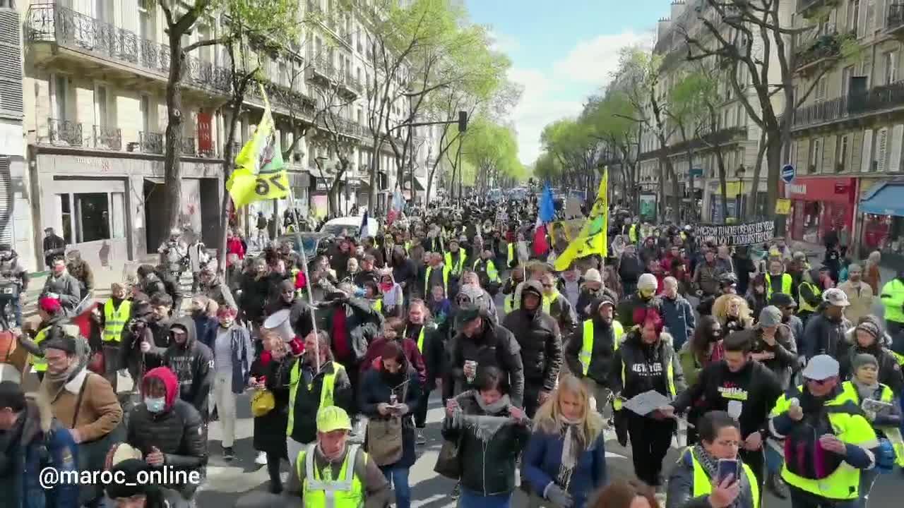 Yellow Vests and Everyday Parisians Demonstrate Against Macron Leading up to the Election