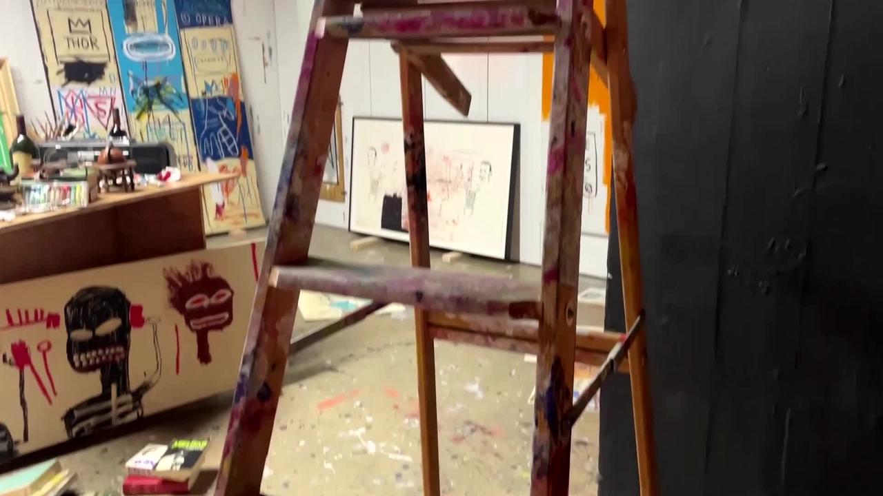 New exhibit celebrates artist Jean-Michel Basquiat