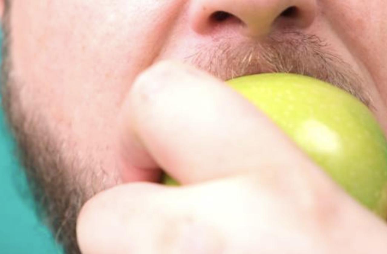 What Happens if You Eat the Stickers on Fruit?