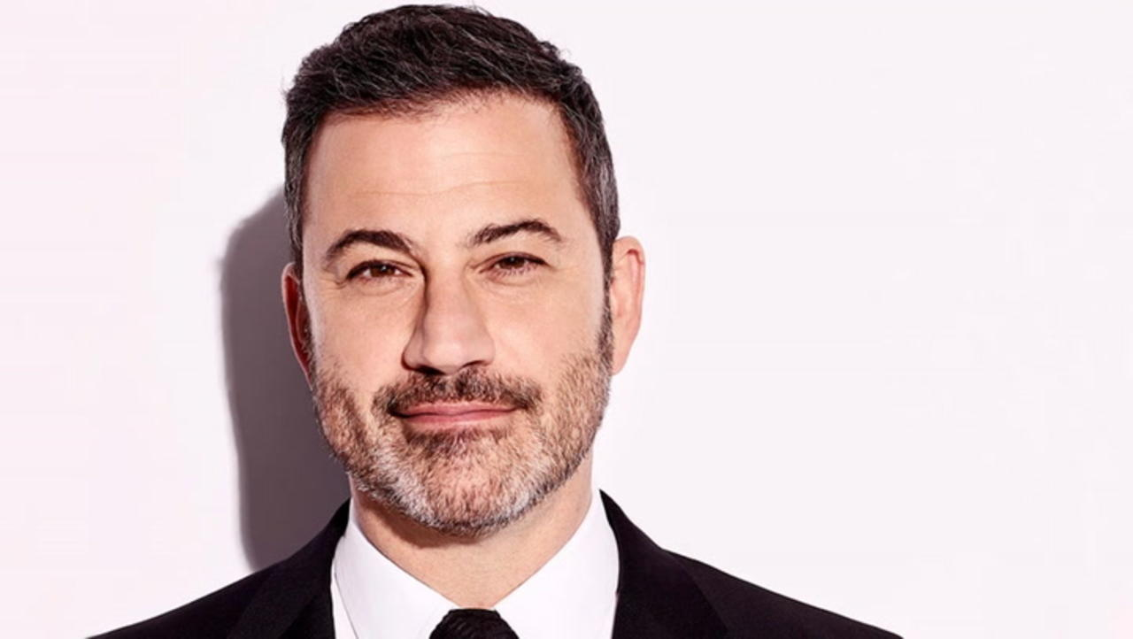 Jimmy Kimmel on Why Tucker Carlson Shouldn’t Be Canceled | THR News