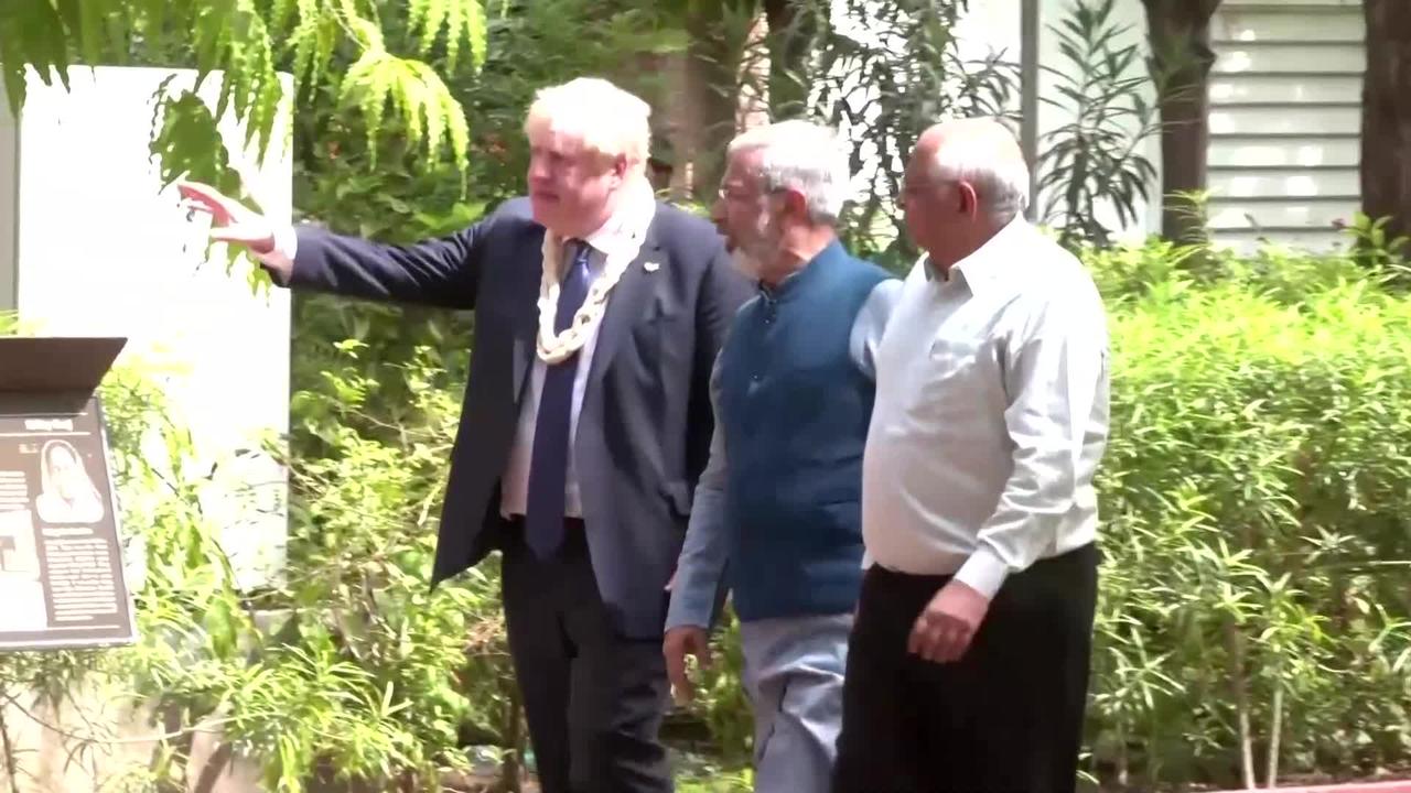 British PM Johnson visits Gandhi’s hermitage