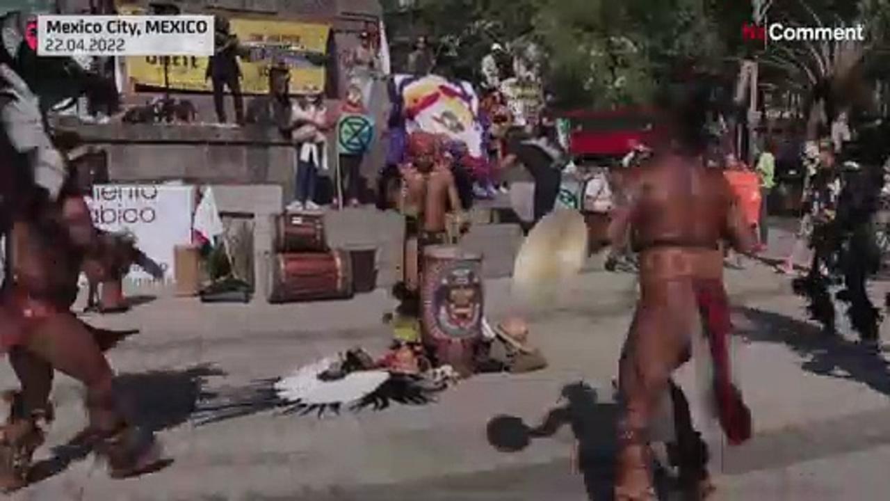 Mexico and Argentina celebrate Earth Day with dances and protests