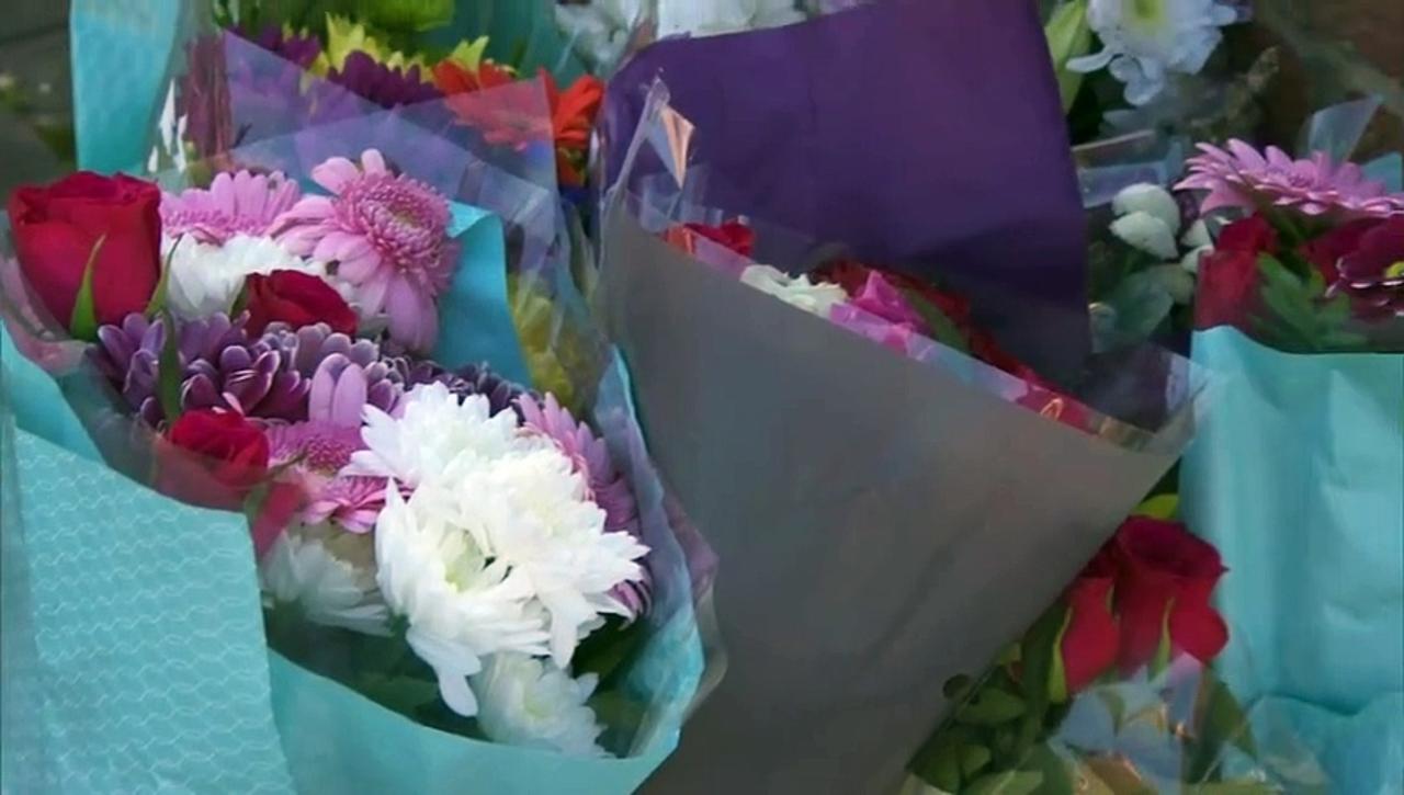 Flowers left at scene of stabbing in Southwark