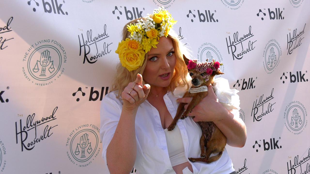 Lauren Ash 'HIT Living Foundation's May Day Soiree Event' Green Carpet in Los Angeles
