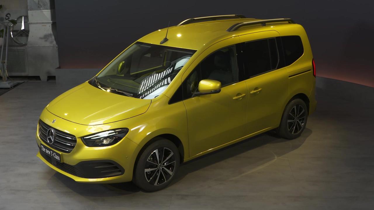 The new Mercedes-Benz T 180 d Exterior Design in Limonite yellow