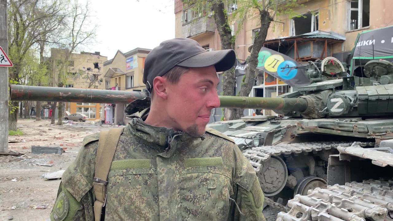 Ukraine War - Our soldiers are squeezing out Ukrainian tanks