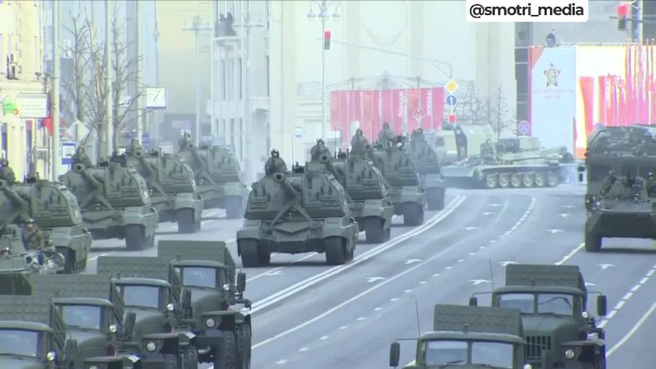 Ukraine War - In Moscow, military equipment is heading towards Red Square