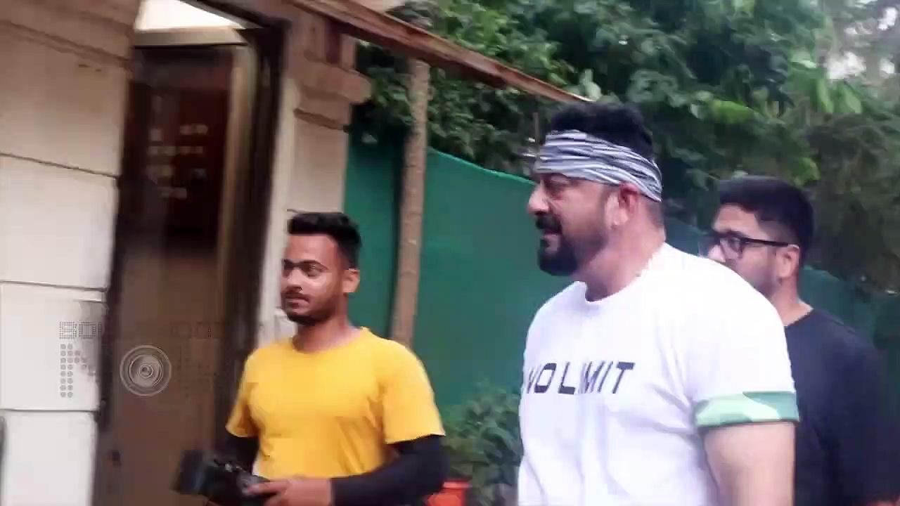 Woman Grabs Sanjay Dutt's Hand Tightly, Actor's Humble Behaviour After Being Asked For Help