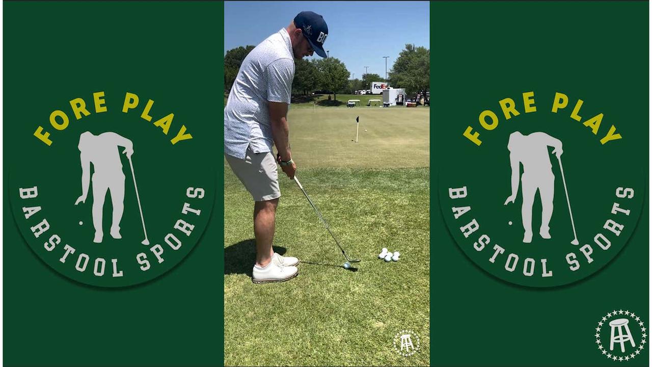 Focusing On Your Lower Body While Chipping Is Not Easy