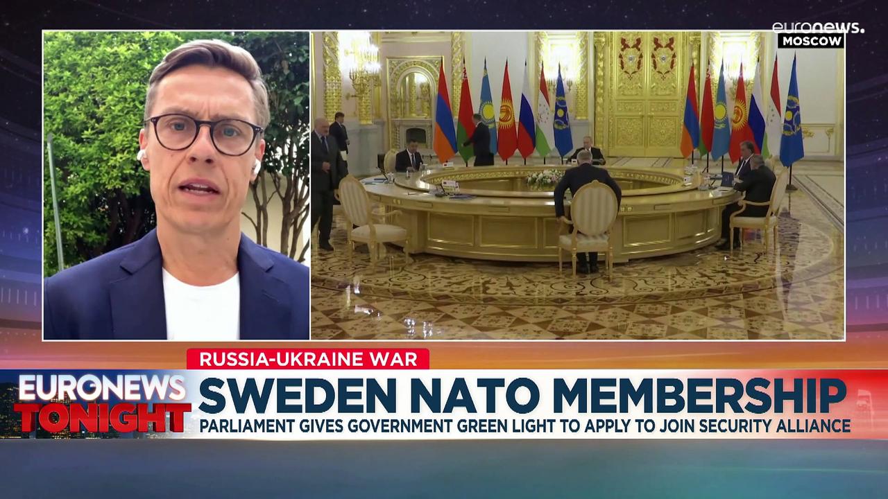 Sweden joins Finland in announcing it wants to become a member of NATO