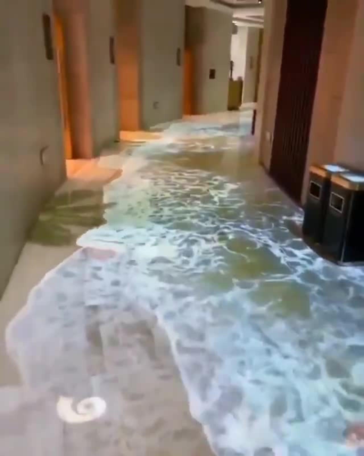 An interesting hotel in Singapore with 3D flooring 😃