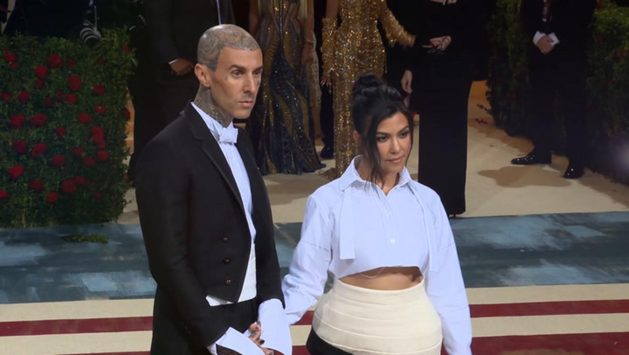 Kourtney Kardashian Stuns In D&g Wedding Dress During Ceremony With Travis Barker