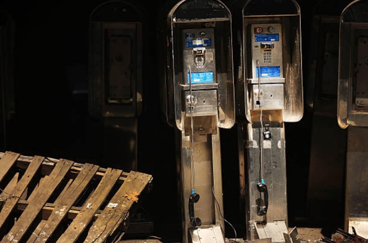 New York Says Goodbye to the City's Last Public Payphone