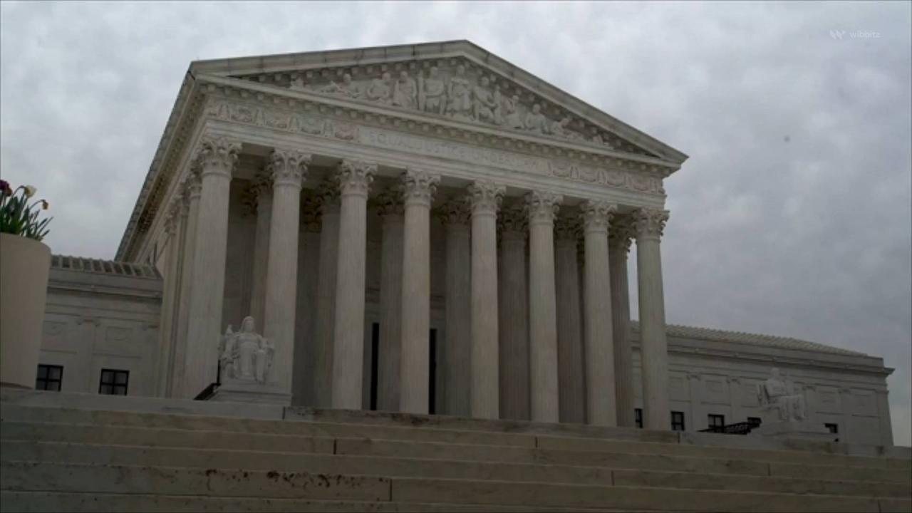 54 Percent of Americans Disapprove of Supreme Court, New Poll Finds