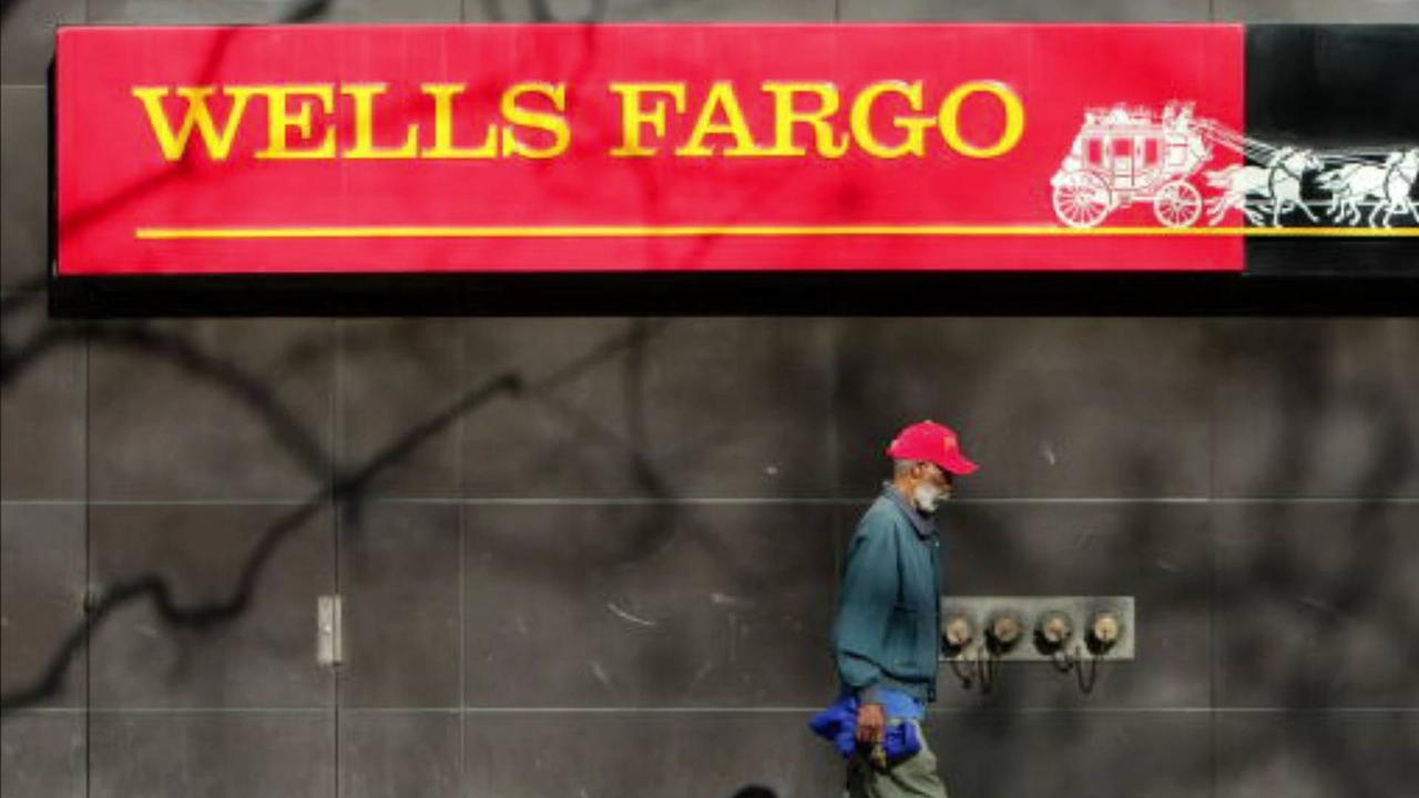 Wells Fargo Workforce Pushes To Form a New Union
