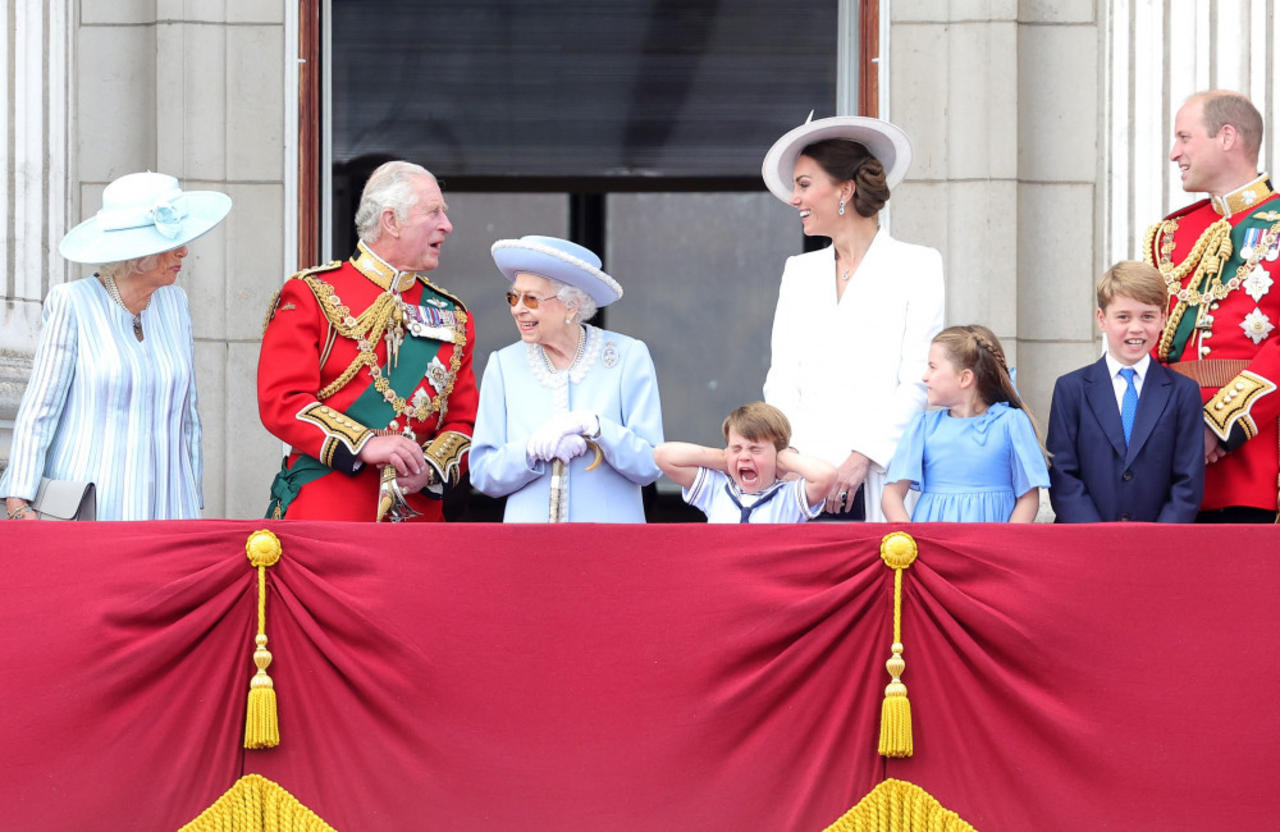 Queen Elizabeth has thanked the public for celebrating her Platinum Jubilee