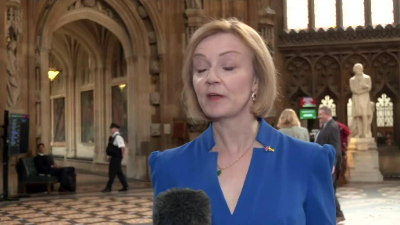 Liz Truss: ‘Now is the time to get behind’ PM