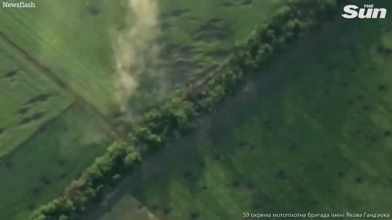 Ukrainian troops 'blitz hidden Russian targets' with airstrikes
