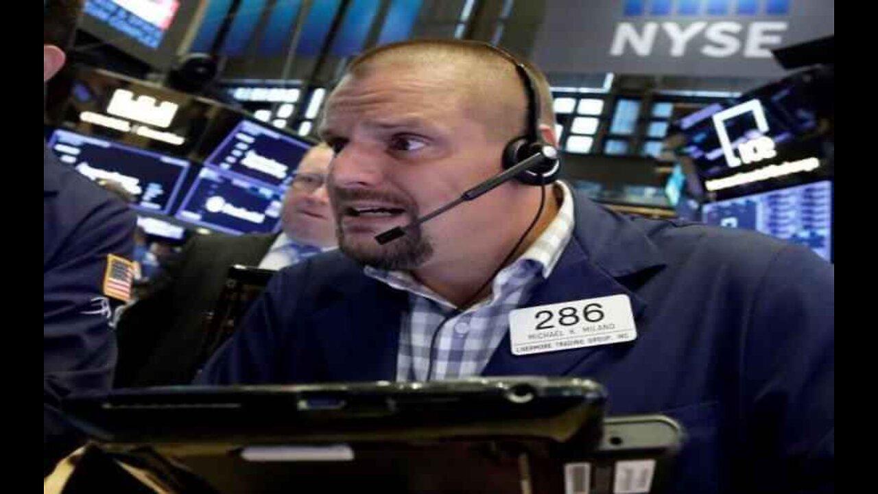S&P 500 Confirms Bear Market as Recession Worry Grows