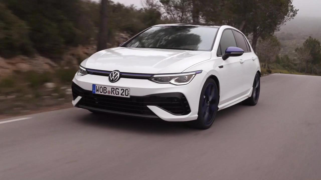 Volkswagen Golf R “20 Years“ - Driving Video