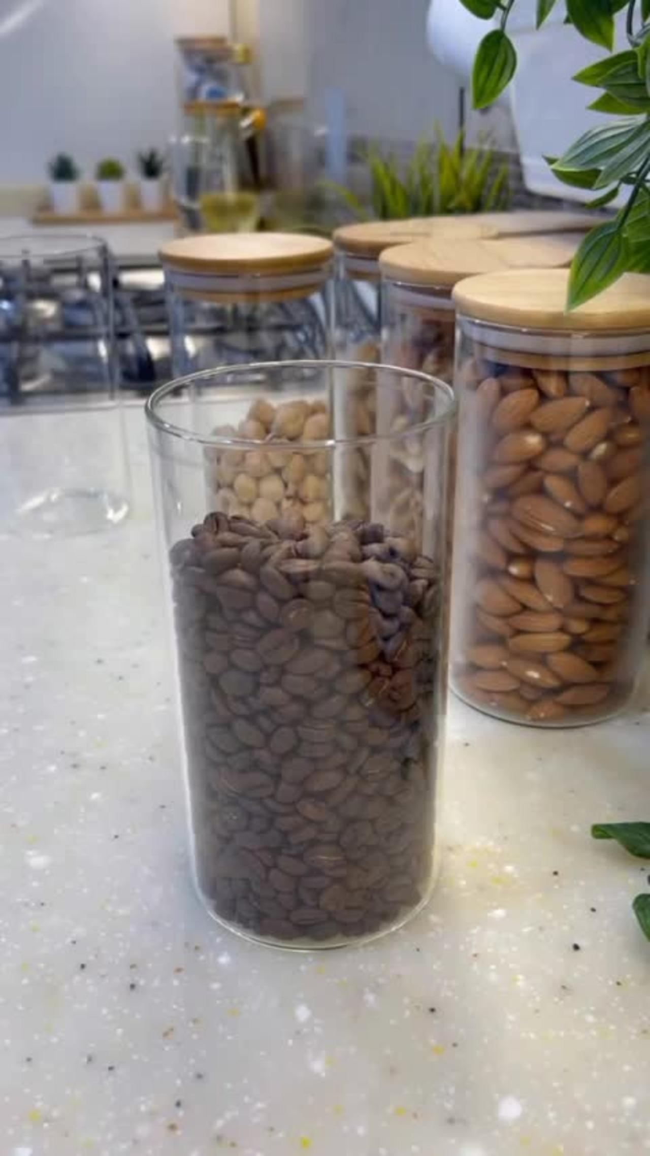 Nuts arrangement