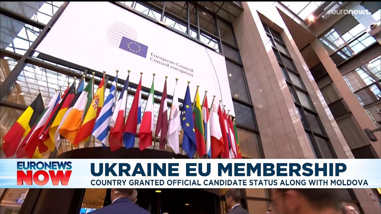 Approved! EU countries endorse Ukraine and Moldova as official candidates to join bloc