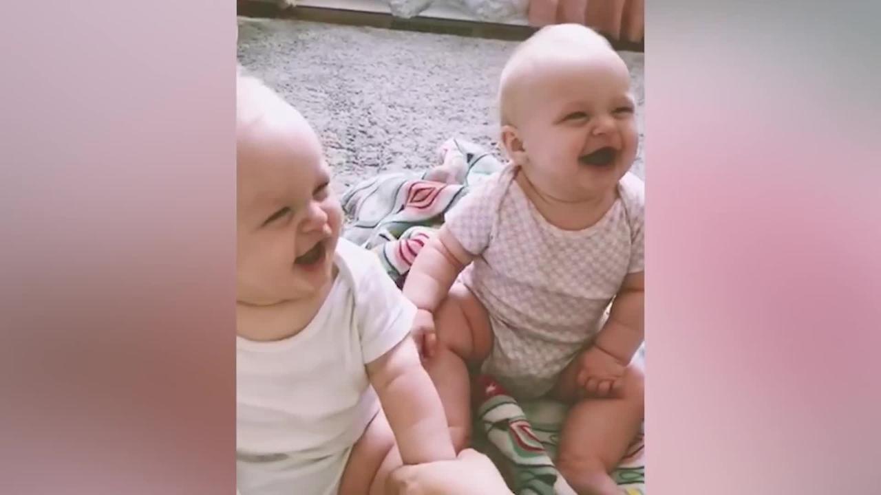 Try Not To Laugh : Cute and Funny Baby Playing Fails
