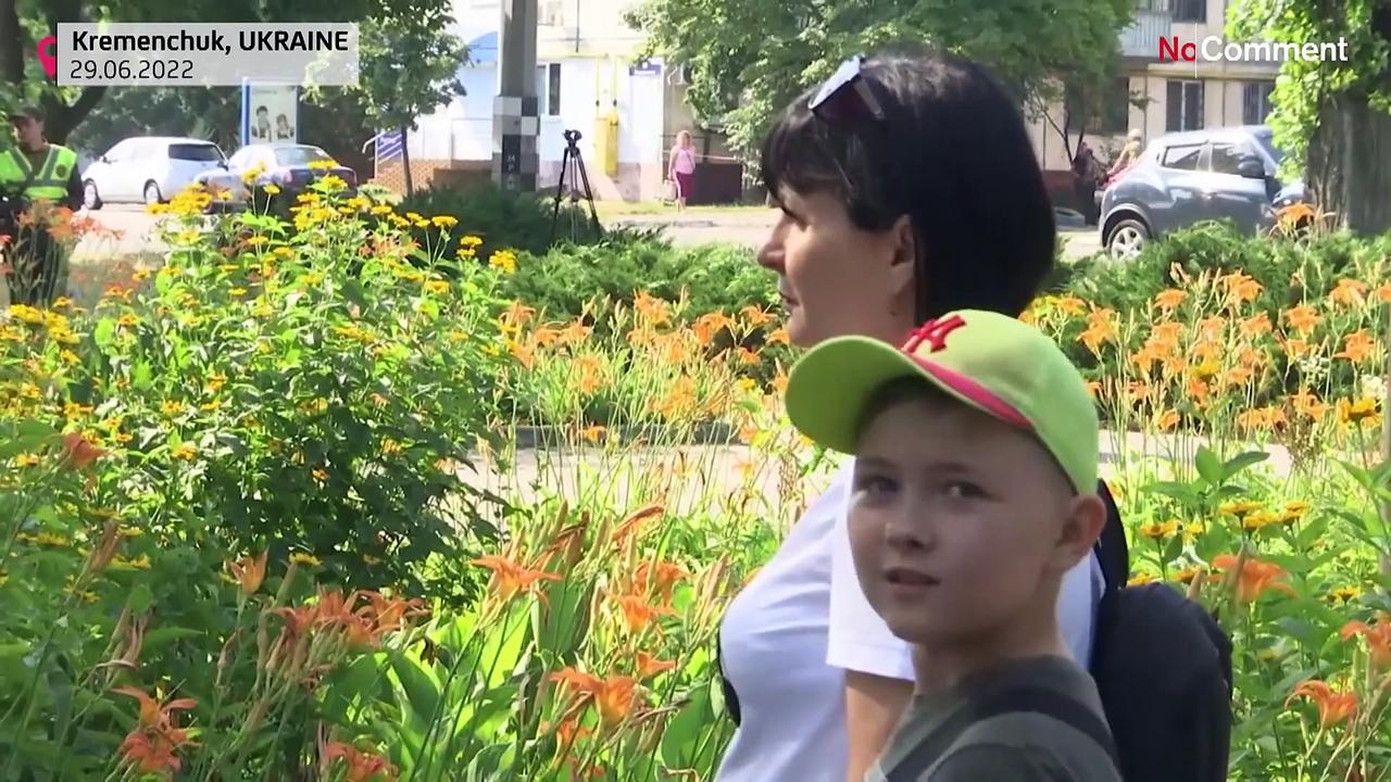 Ukrainians reel from Russian strike on mall