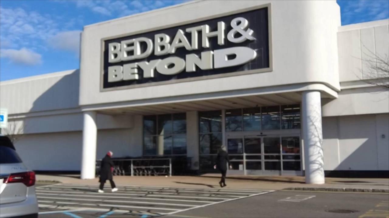Bed Bath & Beyond CEO Resigns as 2022 Sales Plummet