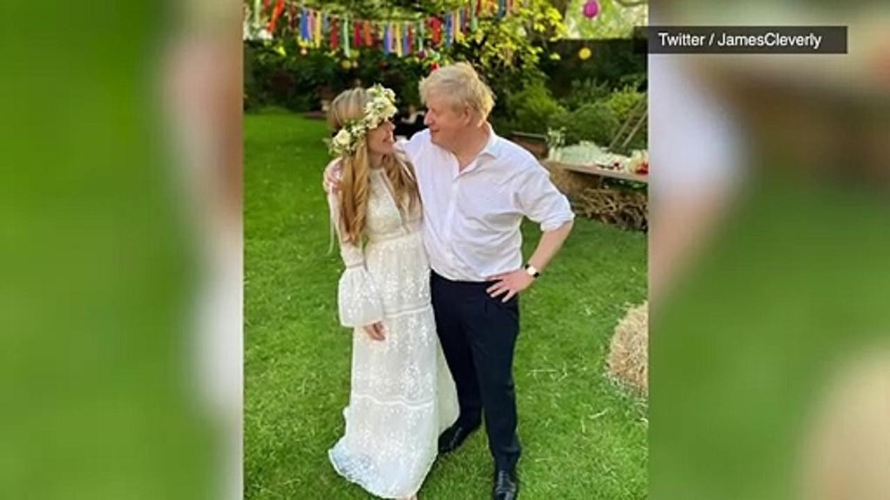 Is Chequers wedding party keeping Boris in No 10?