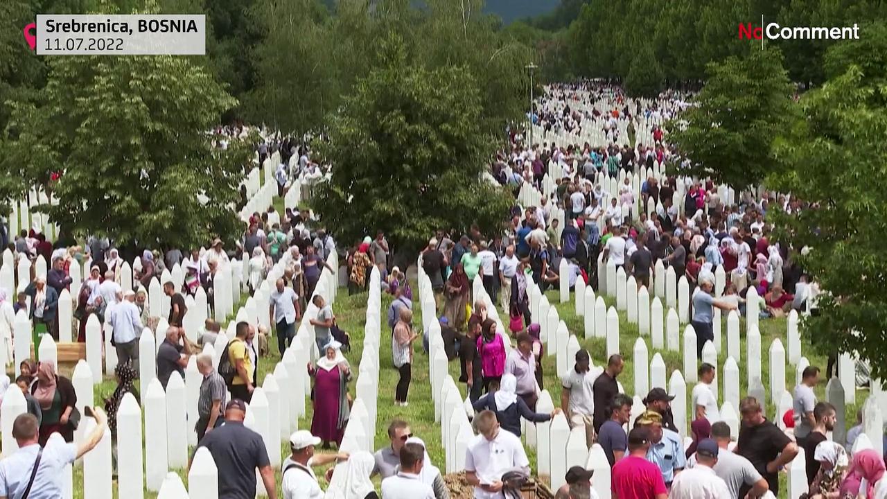 Families arrive for burial of 50 Srebrenica victims