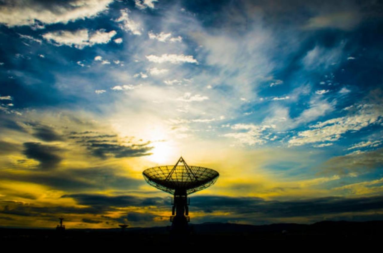 Astronomers Detect a Fast Radio Burst With a 'Heartbeat' Pattern From a Distant Galaxy