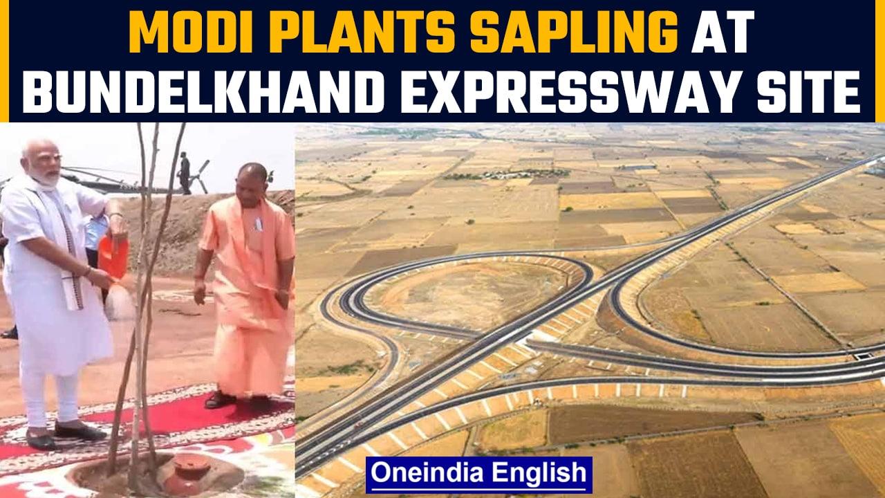 PM Modi inaugrates the Bundelkhand expressway, plants sapling at the site | Oneindia news *News