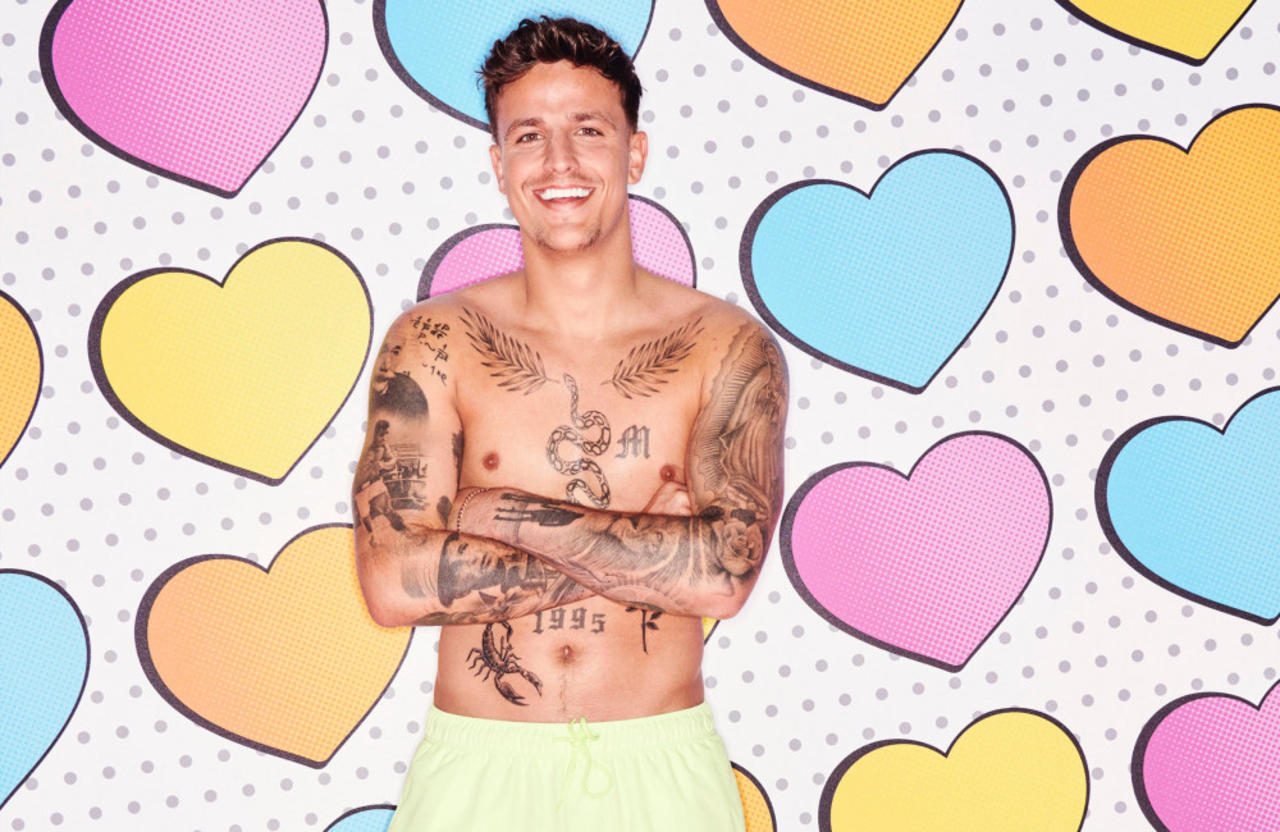Love Island's Luca FURIOUS after Gemma's 'flirty chat' with Billy