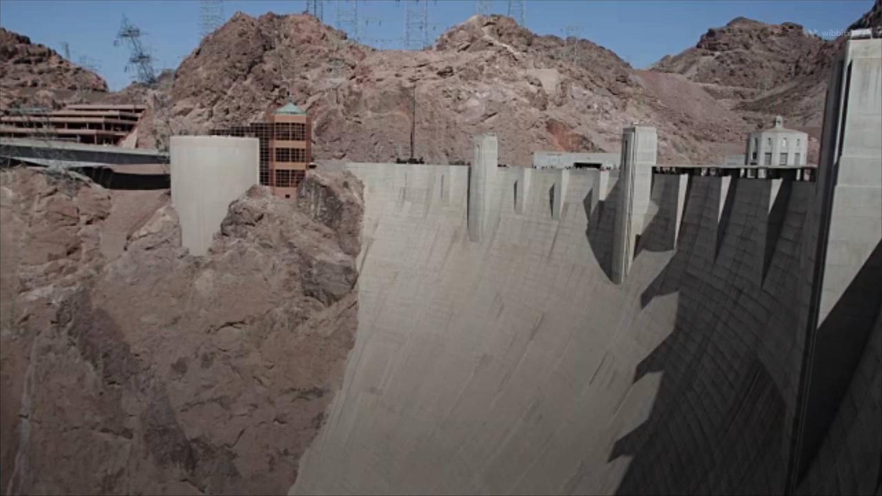Fire Breaks Out at Hoover Dam