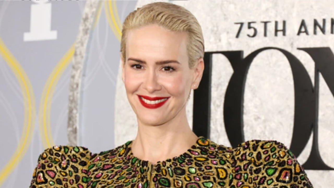Sarah Paulson to Star in, Executive Produce ‘Dust’ for Searchlight | THR News