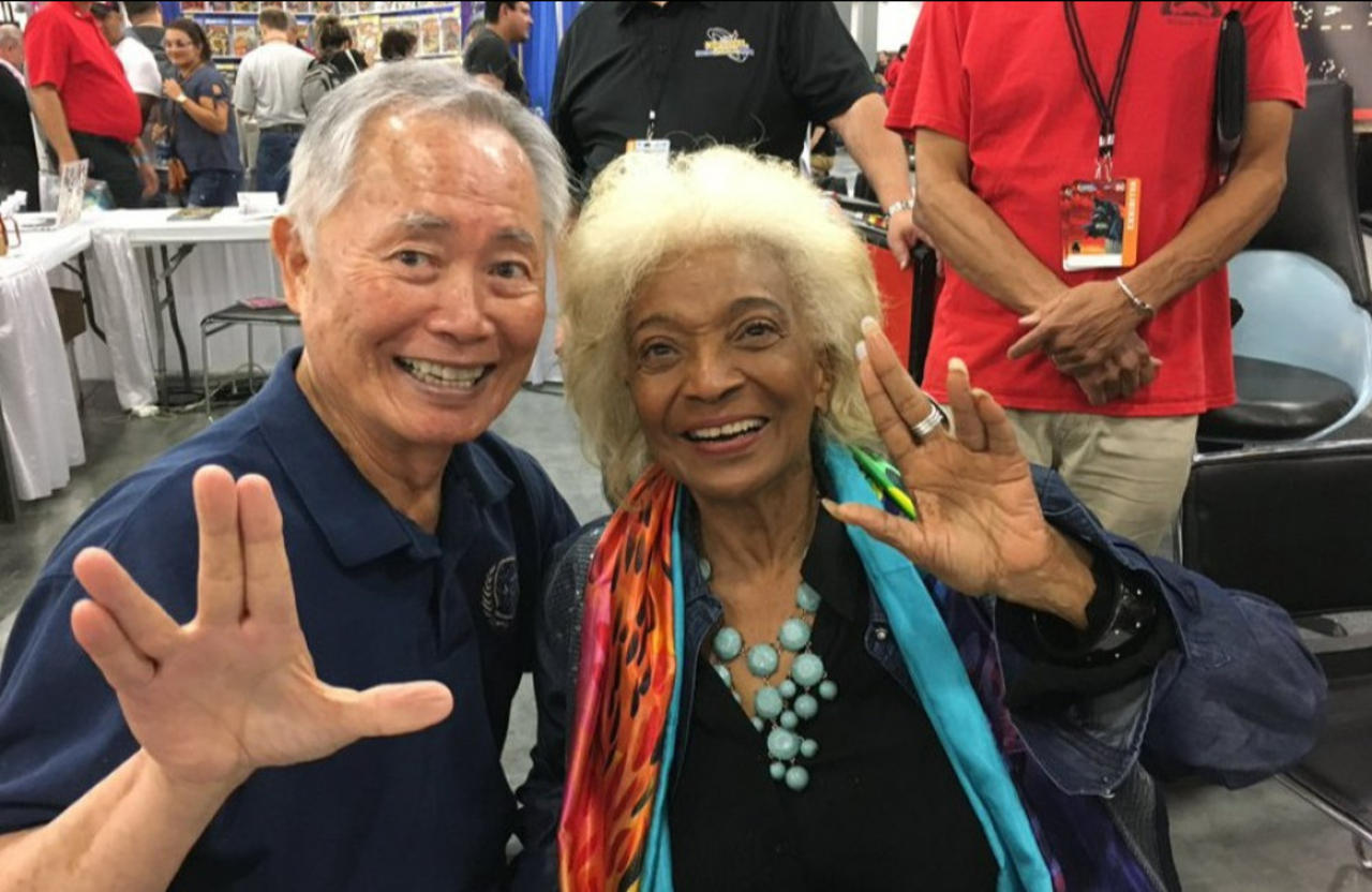 'My heart is heavy': Star Trek stars pay tribute to the late Nichelle Nichols