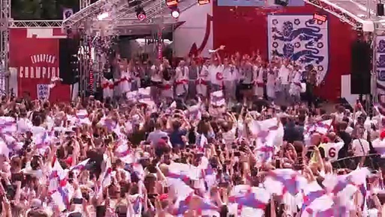 England fans celebrate with Lionesses in Trafalgar Square