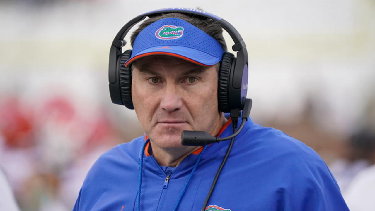 Ex-Florida Coach Dan Mullen Considering Offer to Join ESPN, per Report