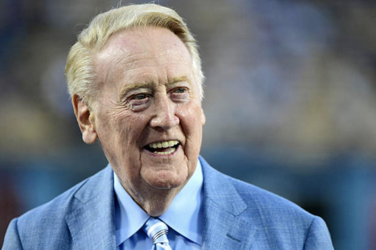 Vin Scully, Iconic Dodgers Broadcaster, Dead at 94