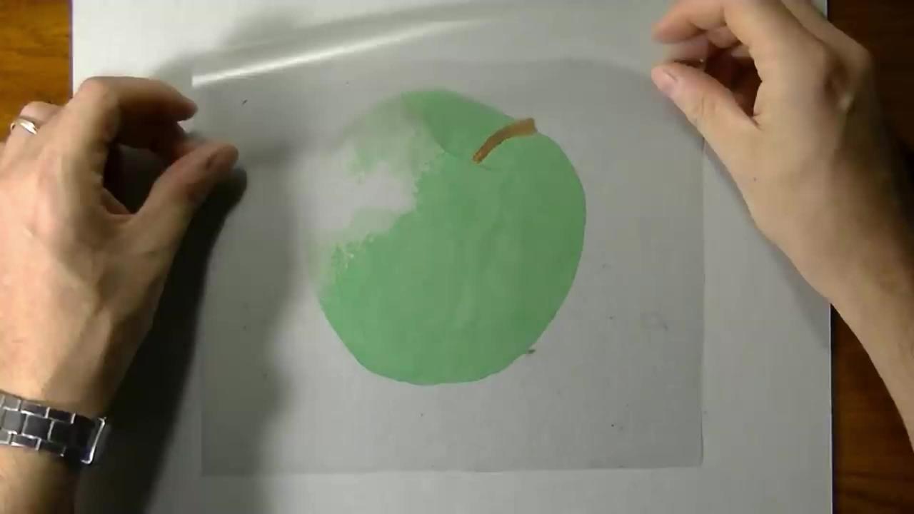 Draw the outer outline of the apple